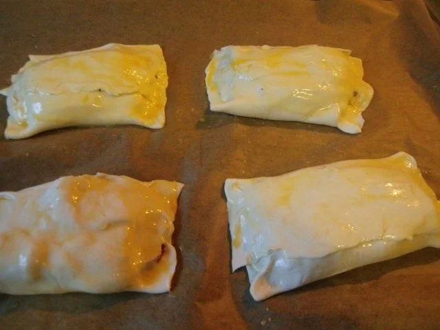 Rezept: Kasseler mit Ananas und Käse in Blätterteig Bild Nr. 6 Kasseler mit Ananas und Käse in Blätterteig - Rezept - Bild Nr. 6