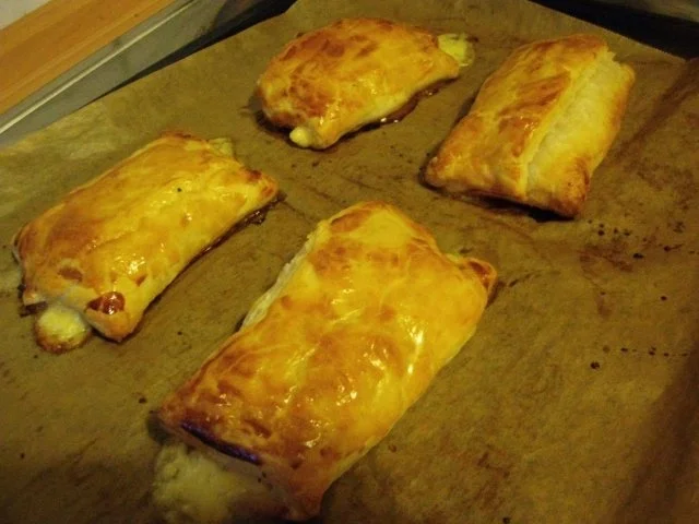 Rezept: Kasseler mit Ananas und Käse in Blätterteig Bild Nr. 9 Kasseler mit Ananas und Käse in Blätterteig - Rezept - Bild Nr. 9