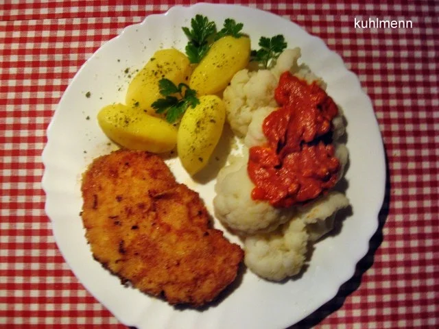 Tomaten/Paprika/Käse-Soße zu Blumenkohl - Rezept