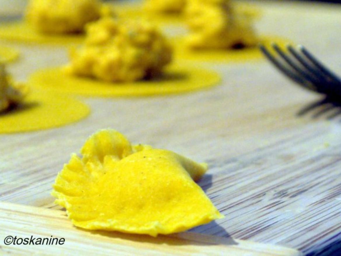 Kürbis Ravioli mit Tomatensauce - einfach - 70 kcal/100g