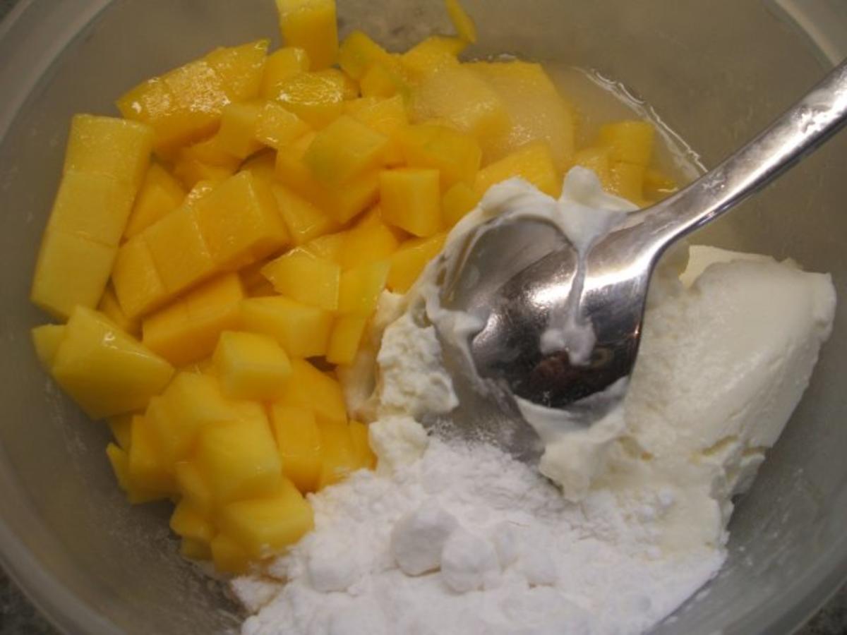 Backen: Mango-Quark-Täschchen - Rezept - Bild Nr. 5