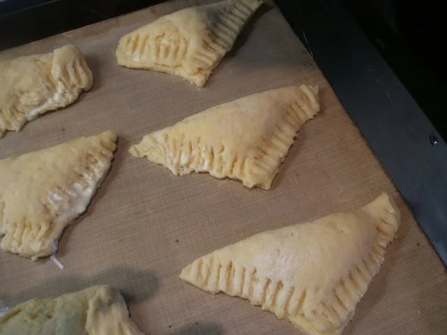 Rezept: Backen: Mango-Quark-Täschchen Bild Nr. 8 Backen: Mango-Quark-Täschchen - Rezept - Bild Nr. 8