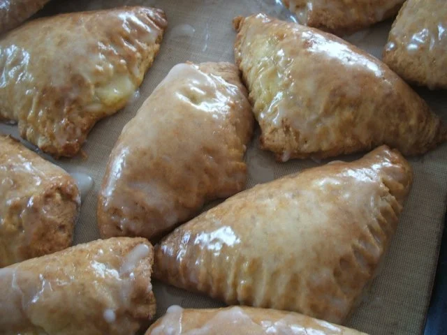 Rezept: Backen: Mango-Quark-Täschchen Bild Nr. 10 Backen: Mango-Quark-Täschchen - Rezept - Bild Nr. 10