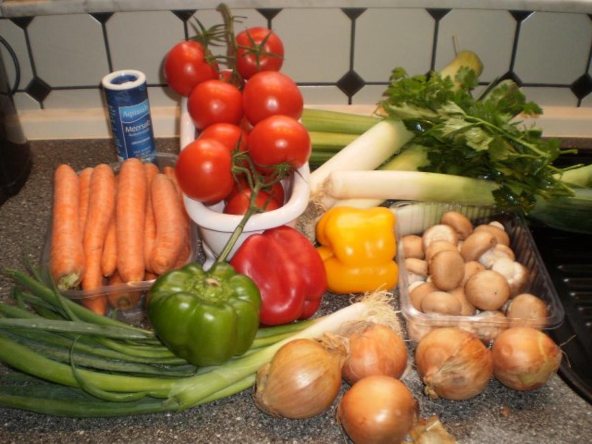 Bilder für Gemüsebrühe - Gekörnte Brühe, Vorratsrezept - Rezept
