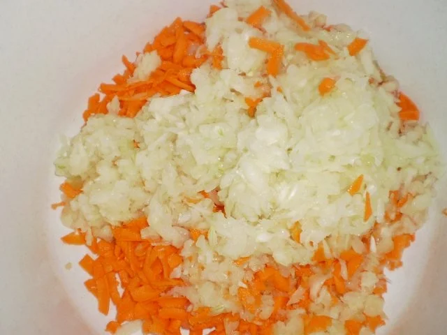 Rezept: Gemüsebrühe - Gekörnte Brühe, Vorratsrezept Bild Nr. 3 Gemüsebrühe - Gekörnte Brühe, Vorratsrezept - Rezept - Bild Nr. 3