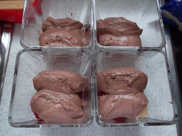 Rezept: Weiß wie Schnee,rot wie Blut,braun wie Schokolade :))) Bild Nr. 6 Weiß wie Schnee,rot wie Blut,braun wie Schokolade :))) - Rezept - Bild Nr. 6