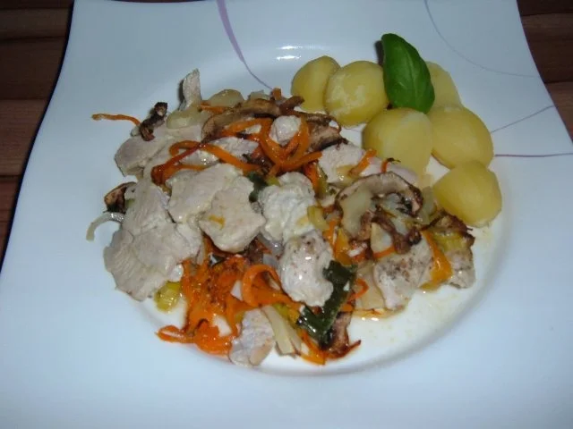 Geflügel :Pute mit Champignons - Möhren und Apfel - Rezept - Bild Nr. 8