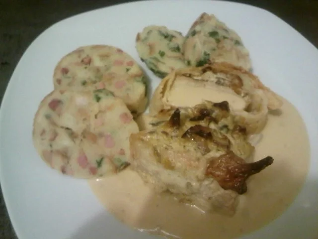 Schweinelendchen im Blätterteig mit Semmelknödel - Rezept - Bild Nr. 10