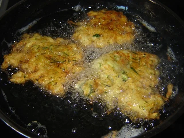 Zucchini Puffer - Rezept - Bild Nr. 5
