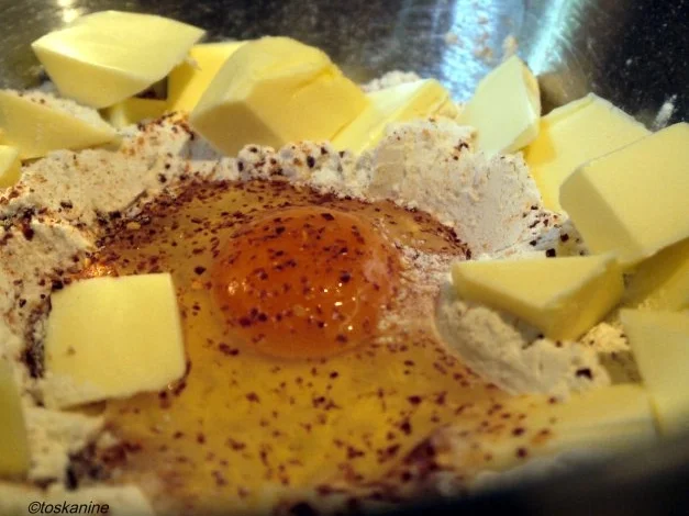 Rezept: Ricotta-Tomaten-Tarte Bild Nr. 2 Ricotta-Tomaten-Tarte - Rezept - Bild Nr. 2