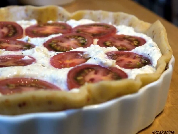 Rezept: Ricotta-Tomaten-Tarte Bild Nr. 10 Ricotta-Tomaten-Tarte - Rezept - Bild Nr. 10