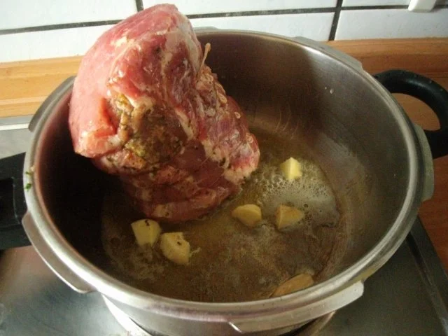 Gourmetbraten-gefüllter Rollbraten - Rezept - Bild Nr. 4