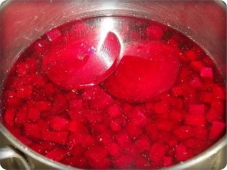 Buntes Kartoffeltürmchen mit Frikadellen und essbarem Dekor - Rezept - Bild Nr. 4