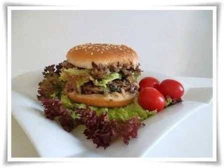 Rezept: Hausgemachter Hamburger - Vegetarisch mit Lollo rosso Salat Bild Nr. 18 Hausgemachter Hamburger - Vegetarisch mit Lollo rosso Salat - Rezept - Bild Nr. 18