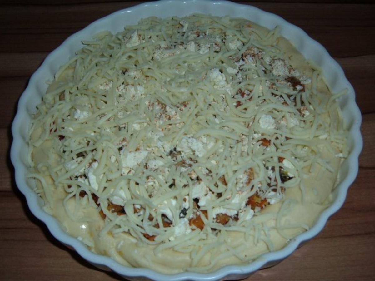 Pizza : 2 mal Käse und ohne Fleisch :))))) - Rezept - Bild Nr. 8
