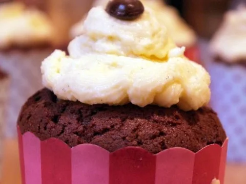 Red Velvet Cupcakes - Rezept - Bild Nr. 12