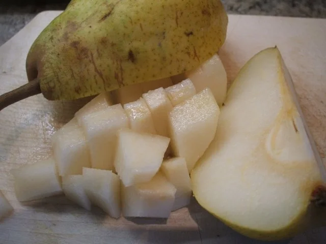 Rezept: Quiche: Birnen-Quiche mit zweierlei Käse und karamellisierten Zwiebeln Bild Nr. 6 Quiche: Birnen-Quiche mit zweierlei Käse und karamellisierten Zwiebeln - Rezept - Bild Nr. 6