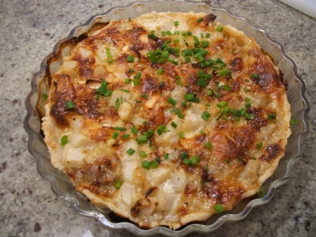 Rezept: Quiche: Birnen-Quiche mit zweierlei Käse und karamellisierten Zwiebeln Bild Nr. 9 Quiche: Birnen-Quiche mit zweierlei Käse und karamellisierten Zwiebeln - Rezept - Bild Nr. 9