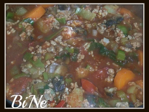 Rezept: BiNe` S HACK - GEMUESETOPF MIT GRAUPEN Bild Nr. 5 BiNe` S HACK - GEMUESETOPF MIT GRAUPEN - Rezept - Bild Nr. 5