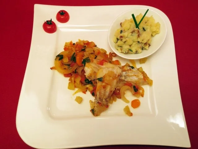 Rezept: Kabeljau auf Fenchelgemüse an mediterranem Kartoffelpüree Kabeljau auf Fenchelgemüse an mediterranem Kartoffelpüree - Rezept