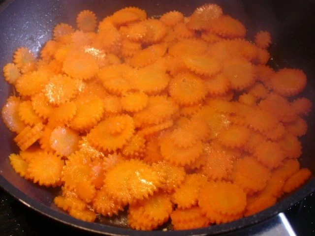 Karamellisierte Möhrenblüten - Rezept - Bild Nr. 10