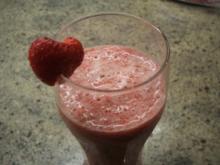 Getränke: Erdbeermolke - Rezept