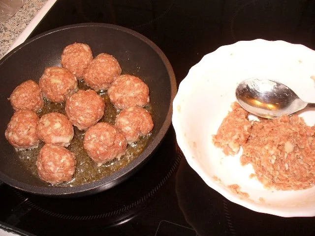 Rezept: gefüllte Eier mit Hackbällchen Bild Nr. 7 gefüllte Eier mit Hackbällchen - Rezept - Bild Nr. 7