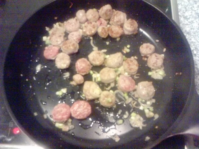 SCHARFE WOOORSCHT - PFANNE - oder -  Bratwurst ganz anders aber lecker und spicy - Rezept - Bild Nr. 4