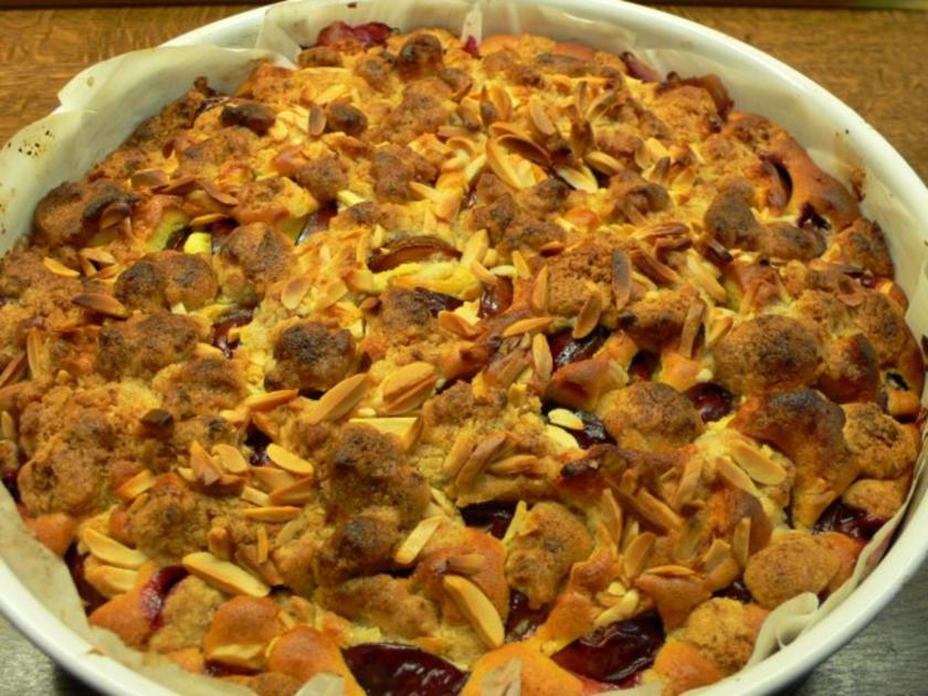 Zwetschgenkuchen mit Amaretto und Eierlikör - schnell &amp; einfach - von ...