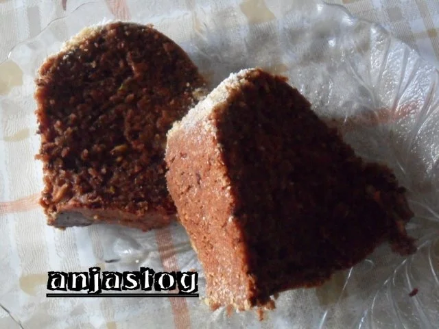 Rezept: Zucchini Gugelhupf Bild Nr. 2 Zucchini Gugelhupf - Rezept - Bild Nr. 2