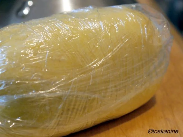 Tagliatelle in Kürbissugo mit buntem Sesamhuhn - Rezept - Bild Nr. 2