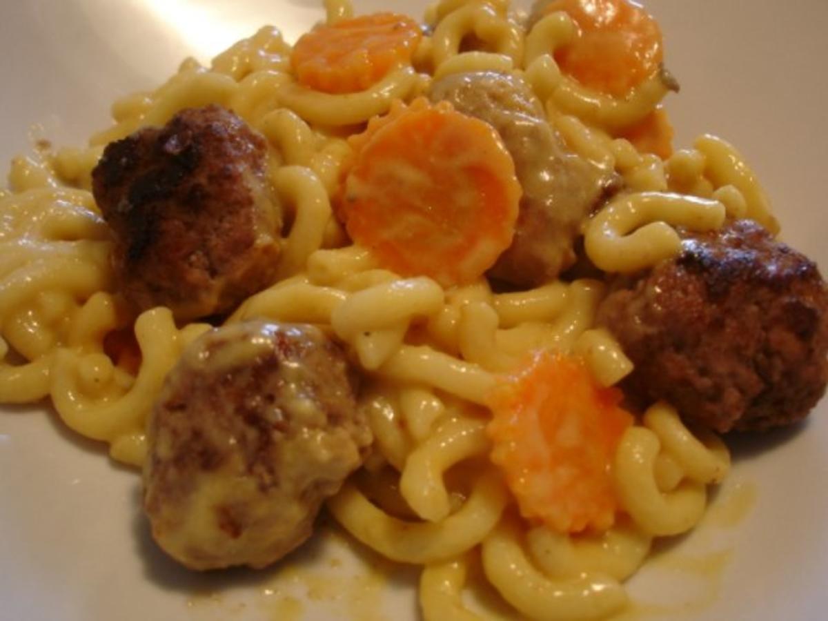 Köttbullar-Auflauf à la Papa - Rezept Von Einsendungen MausVoh