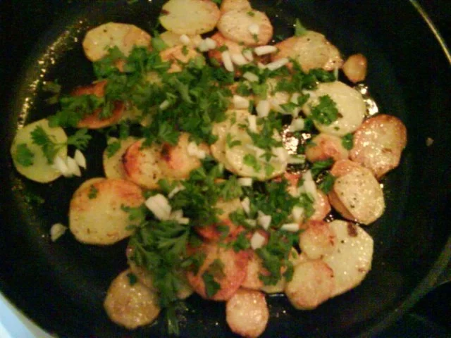 Bratkartoffeln mit Steinpilzen zum Entenconfit - Rezept - Bild Nr. 6