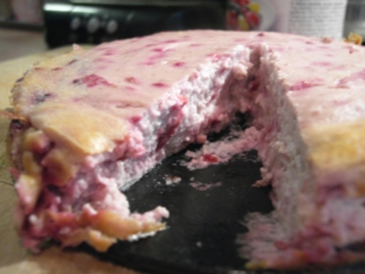 Kuchen: Kleiner feiner (fettarmer) Beeren-Käsekuchen - Rezept - kochbar.de