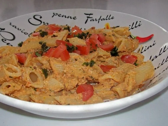 Penne mit mediterranem Forellen-Frischkäse-Pesto - Rezept - Bild Nr. 6