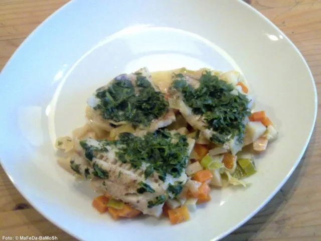 Rezept: Gedünsteter Seelachs Bild Nr. 2 Gedünsteter Seelachs - Rezept - Bild Nr. 2