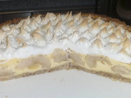 Rezept: Apfelkuchen mit Schmand und Baiserhaube Bild Nr. 3 Apfelkuchen mit Schmand und Baiserhaube - Rezept - Bild Nr. 3