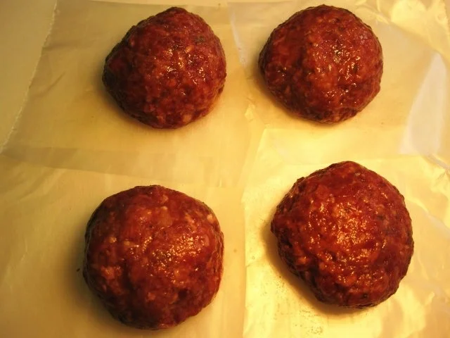 Leberknödel mit Rotwein-Zwiebelsoße - Rezept - Bild Nr. 3