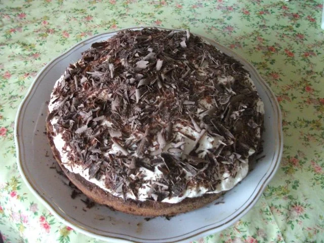 Rezept: Einfache Schokoladentorte Bild Nr. 3 Einfache Schokoladentorte - Rezept - Bild Nr. 3