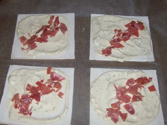 Vorspeise/Abendessen: Blätterteig-Schiffchen mit Bergkäse-Birnen-Füllung - Rezept - Bild Nr. 5