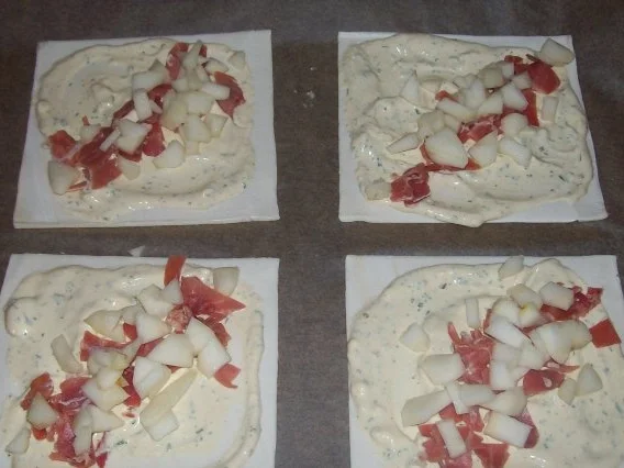 Vorspeise/Abendessen: Blätterteig-Schiffchen mit Bergkäse-Birnen-Füllung - Rezept - Bild Nr. 6
