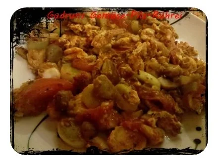 Rezept: Eier: Pilz-Gemüse-Rührei Eier: Pilz-Gemüse-Rührei - Rezept