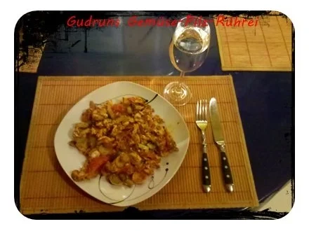 Rezept: Eier: Pilz-Gemüse-Rührei Bild Nr. 7 Eier: Pilz-Gemüse-Rührei - Rezept - Bild Nr. 7