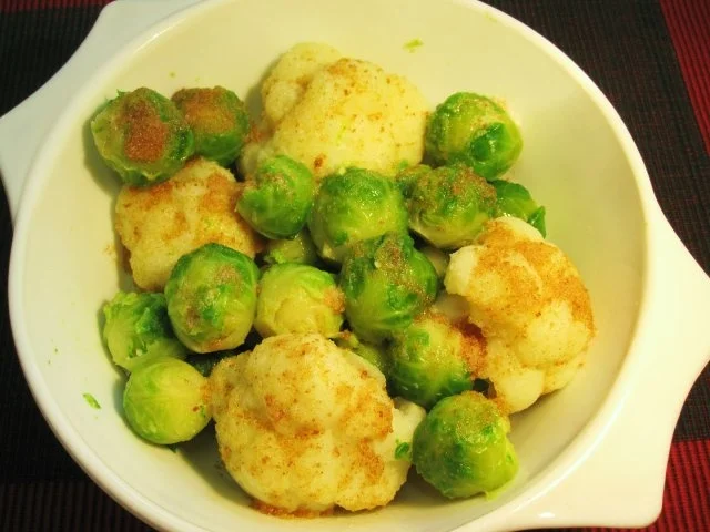 Rezept: Rosenkohl-Blumenkohl-Miteinander ... Bild Nr. 2 Rosenkohl-Blumenkohl-Miteinander ... - Rezept - Bild Nr. 2