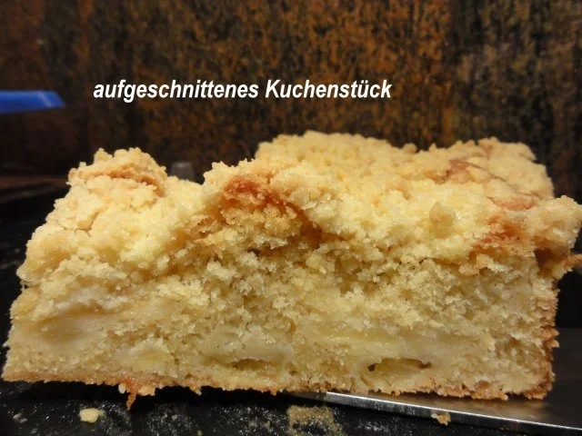 Rührteig:   APFEL-STREUSEL-KUCHEN mit einem Hauch von Zimt u. Orange - Rezept - Bild Nr. 2