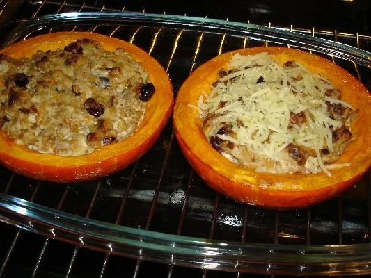 Gefüllter Hokkaido mit Walnüssen und roten Linsen - Rezept - Bild Nr. 5