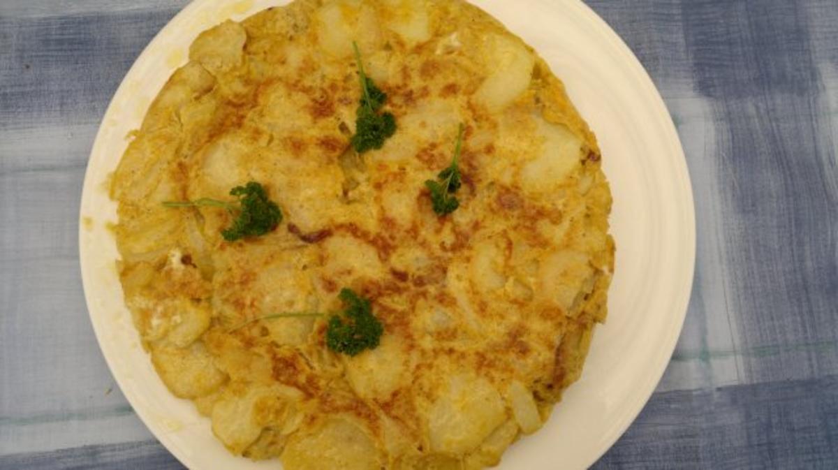 Spanische Tortilla - Rezept mit Bild - kochbar.de