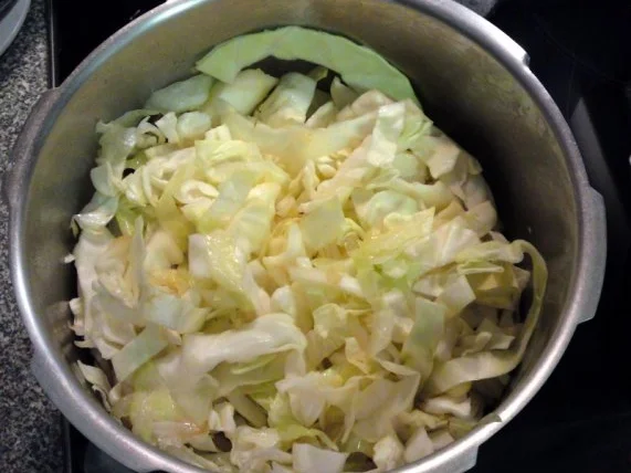 Rezept: Innerschweizer Kabisfleisch ( in Deutschland Weiss Kohl ) Bild Nr. 7 Innerschweizer Kabisfleisch ( in Deutschland Weiss Kohl ) - Rezept - Bild Nr. 7