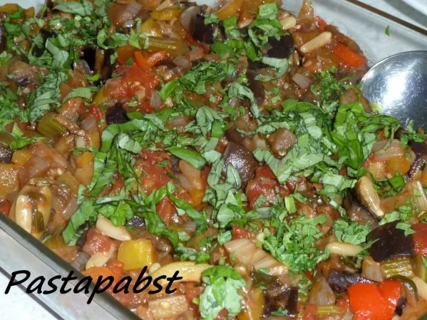 Caponata Siciliana - Gemüse-Olivensalat aus Sizilien - Rezept - Bild Nr. 2