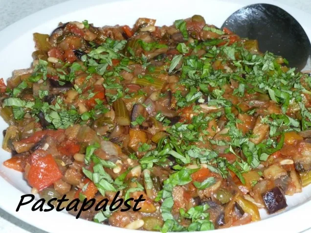 Caponata Siciliana - Gemüse-Olivensalat aus Sizilien - Rezept - Bild Nr. 3